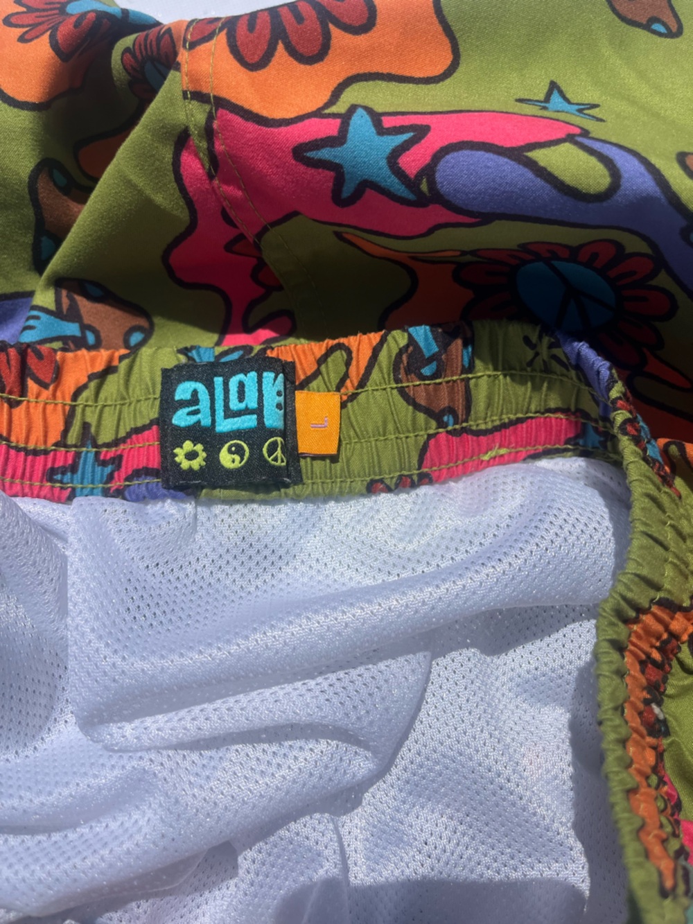 aLab mushroom peace sign SHORTY Swim Shorts Large - Picture 7 of 8